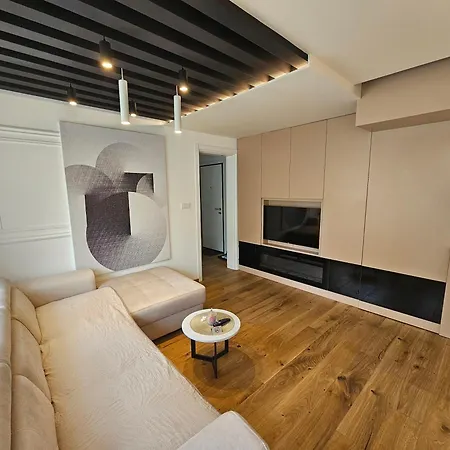 아파트 Premium Eleni Rooms,oaza Mira I Tisine U Centru Vrnjacke Banje Vrnjačka Banja